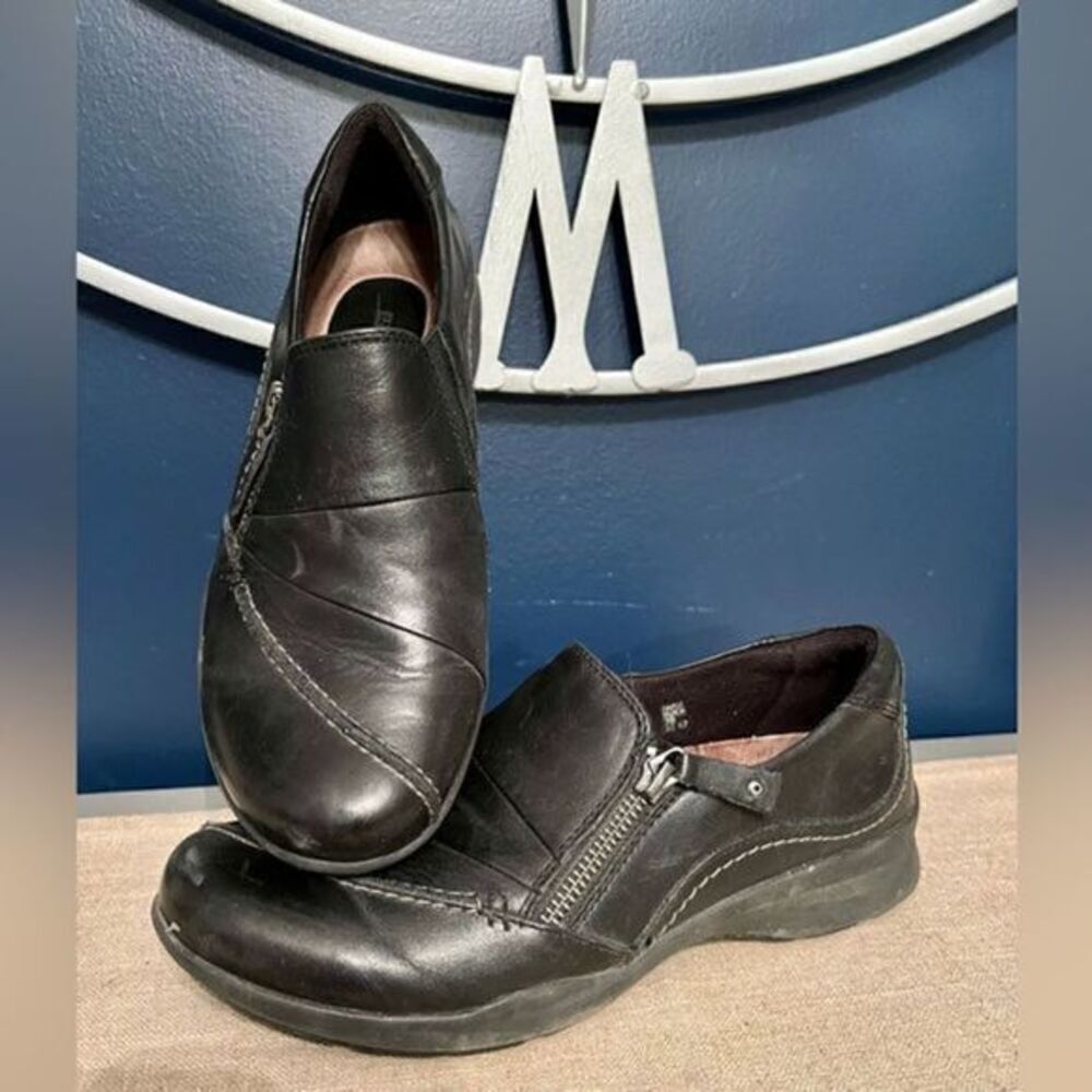 Earth Anise Black Leather Loafers Slip Ons US Womens Size 7